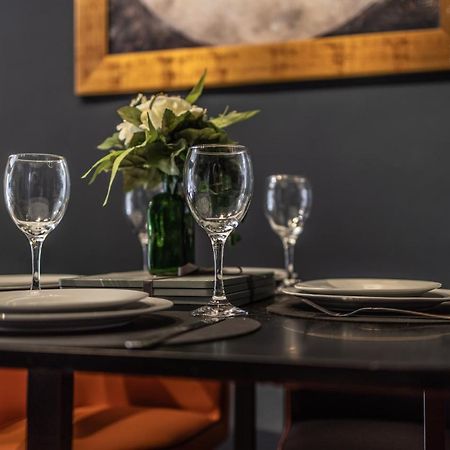 Boutique Family Apartment In Celebrity Village. Barnt Green Eksteriør bilde